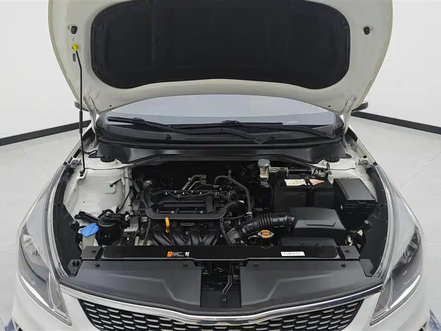 Photo 10 - Kia K2