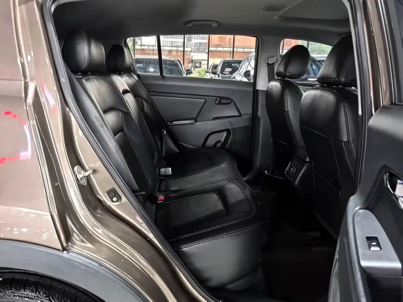 Kia Sportage 2015 2.0L Automatic 2WD GLS фото 10