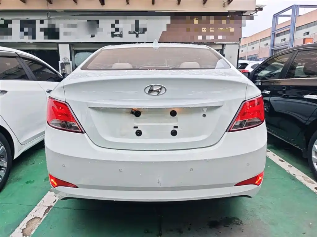 Hyundai Verna 2016 1.4L Automatic Smart GLS фото 6