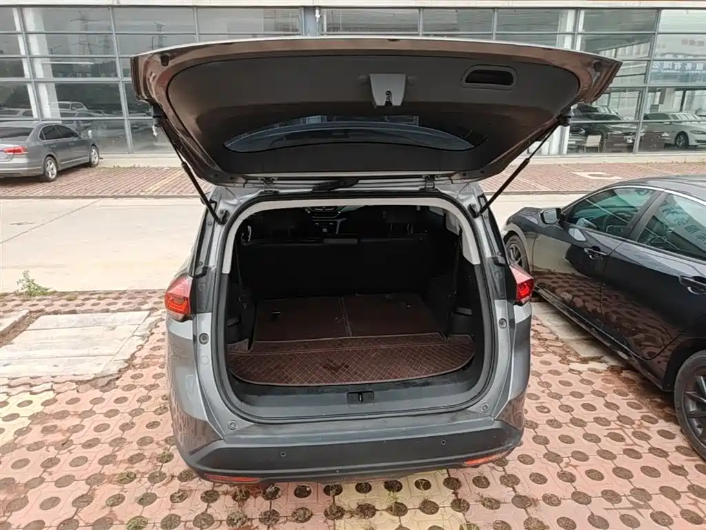 Chevrolet Volando 2019 Redline 530T Automatic Premium Enjoyment Edition (5+2 seater) China VI фото 19
