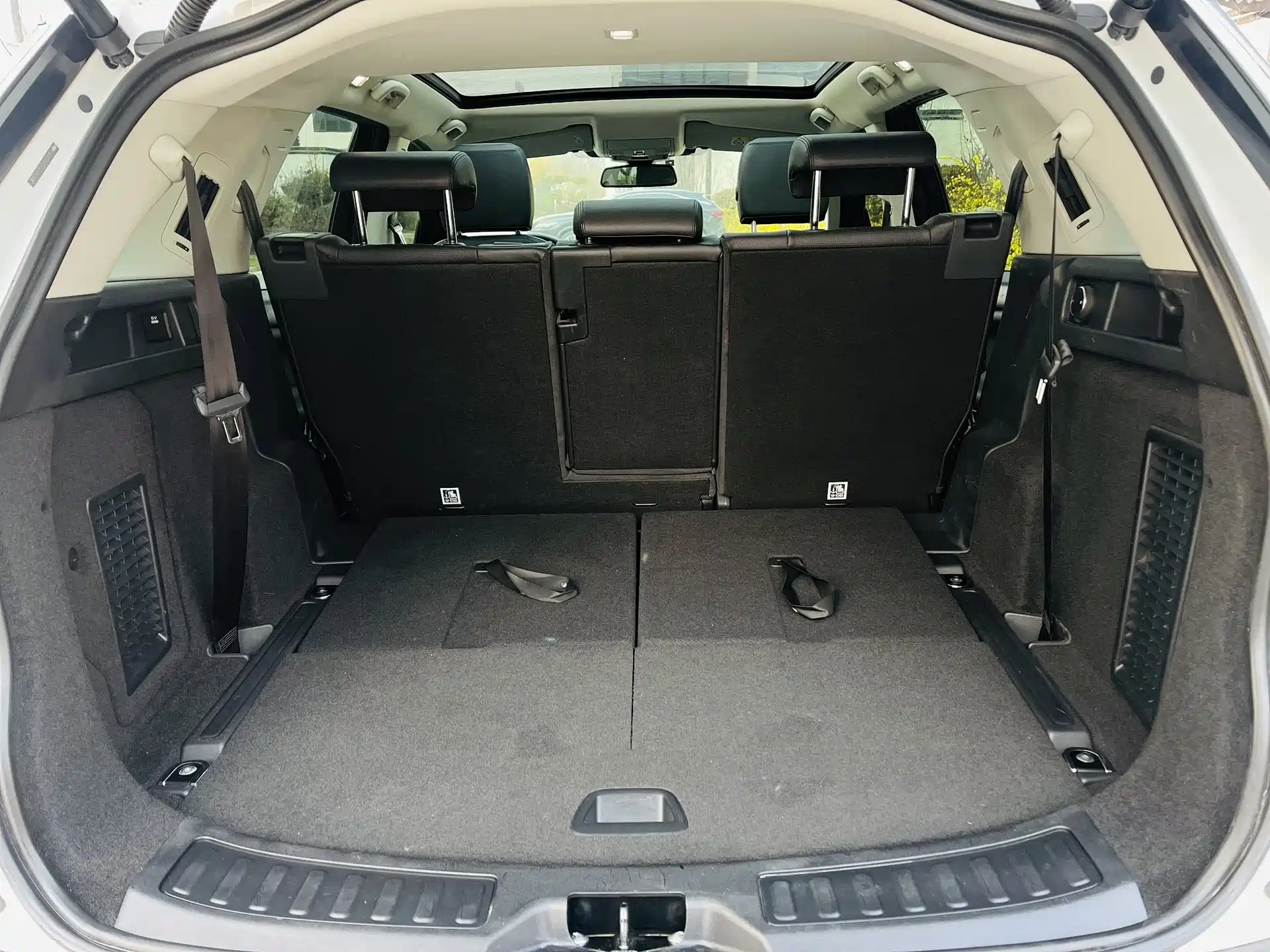 Photo 17 - Land Rover Discovery Sport