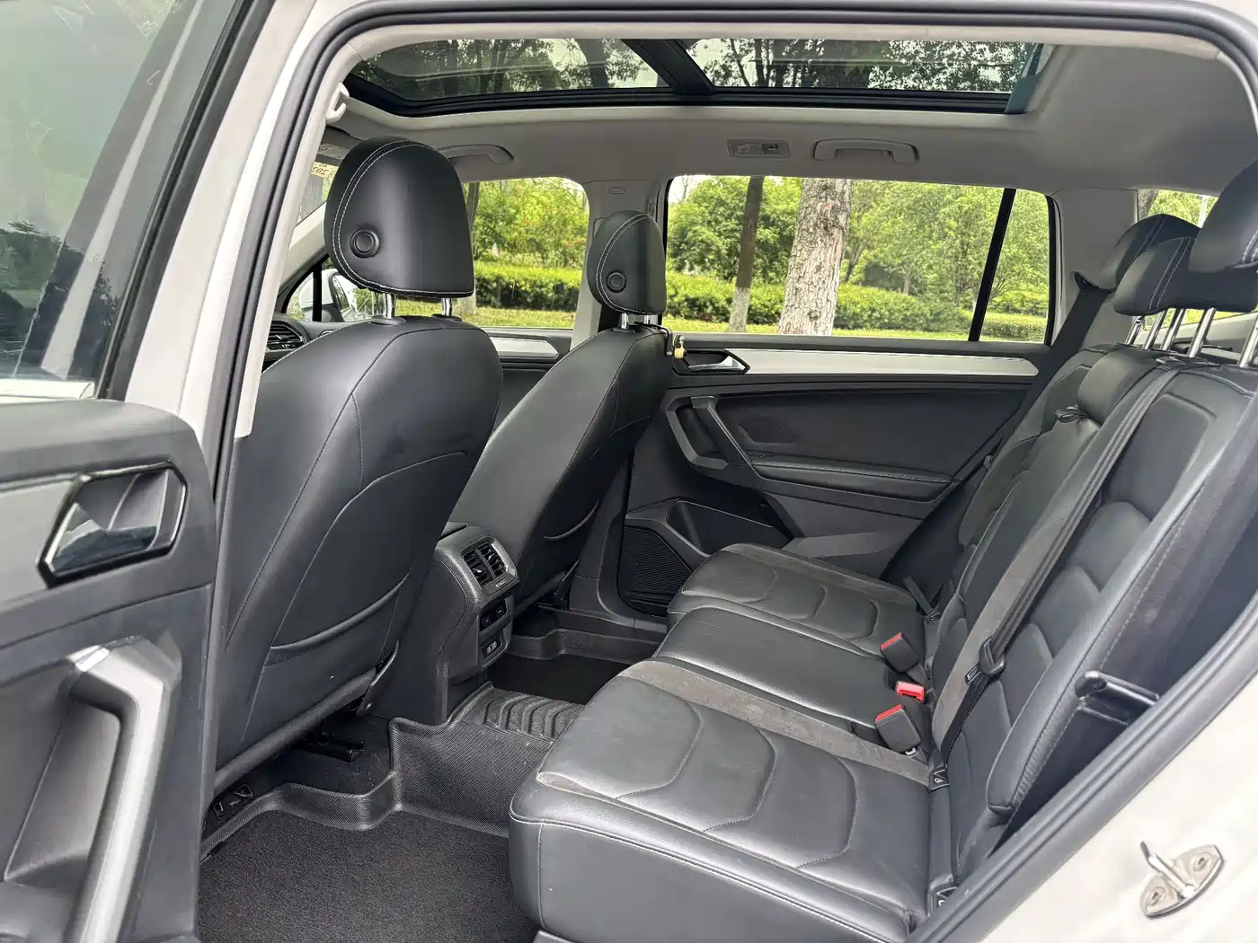 Volkswagen Tiguan L 2018 330TSI Automatic 2WD Luxury Edition фото 10