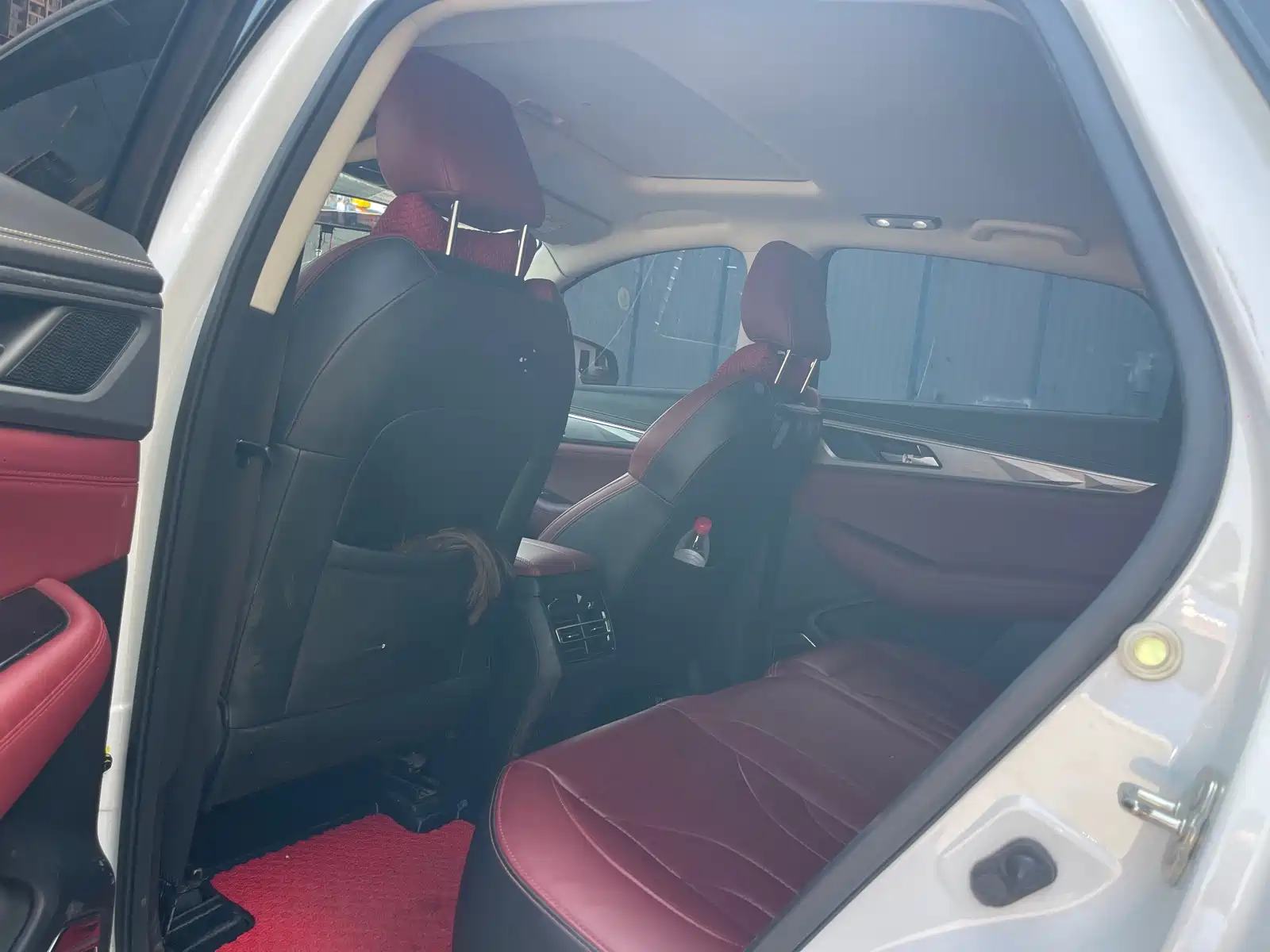 Фото 7 - Changan CS85