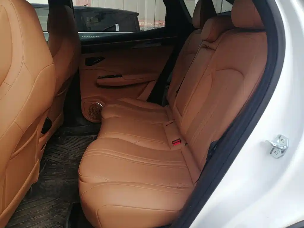 Geely Galaxy Galaxy L7 2025 2025 EM-i 115km Explorer+ Edition