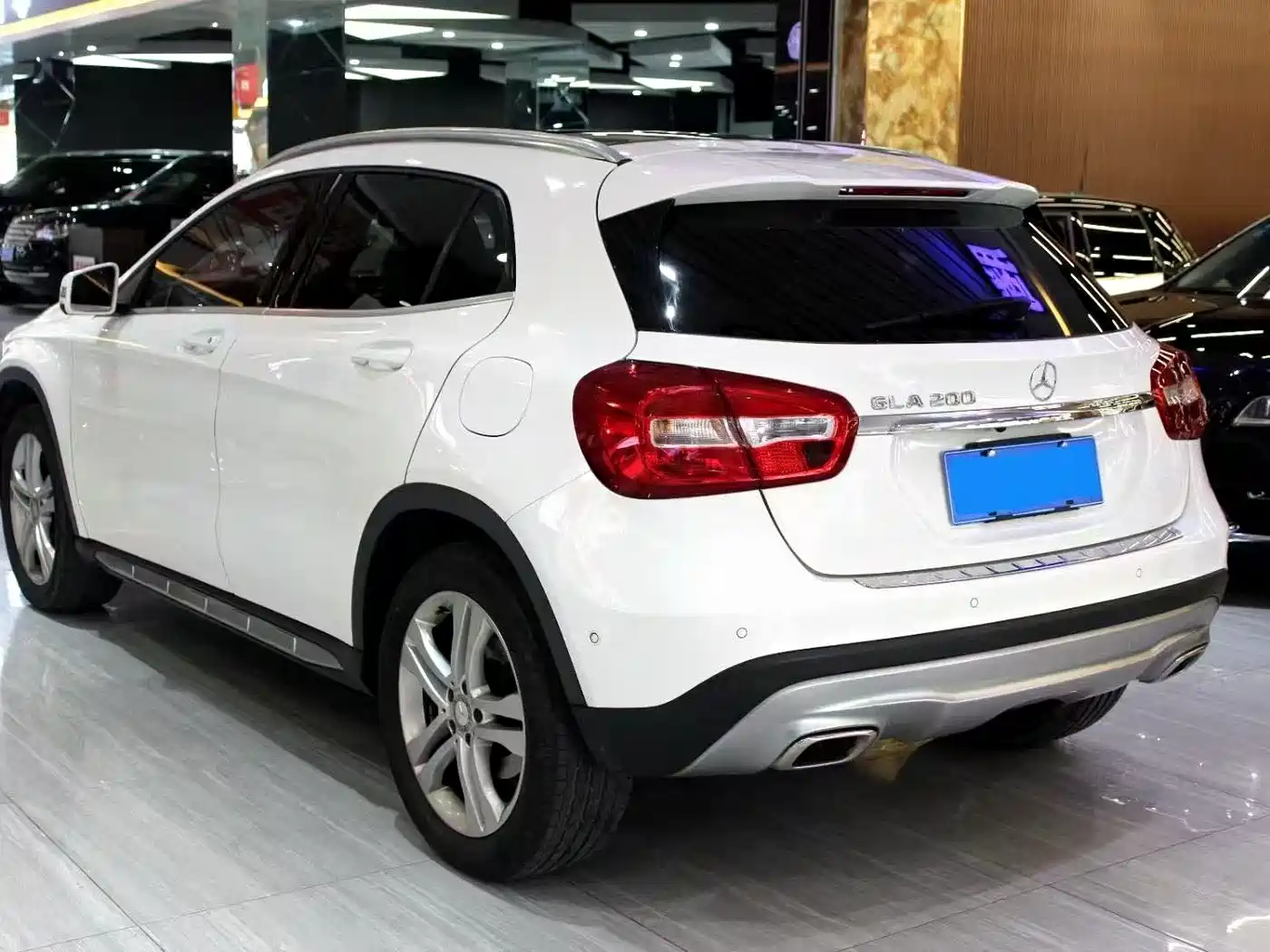 Mercedes-Benz GLA 2015 GLA 200 Dynamic фото 4