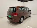 صورة 4 - Volkswagen Touran