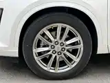 Photo 5 - Cadillac XT6