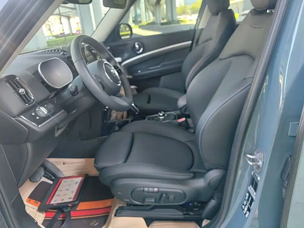 MINI COUNTRYMAN 2023 2023 1.5T COOPER ALL4 Connoisseur