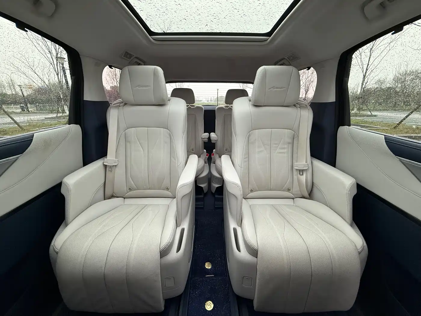 BUICK GL8 NEW ENERGY