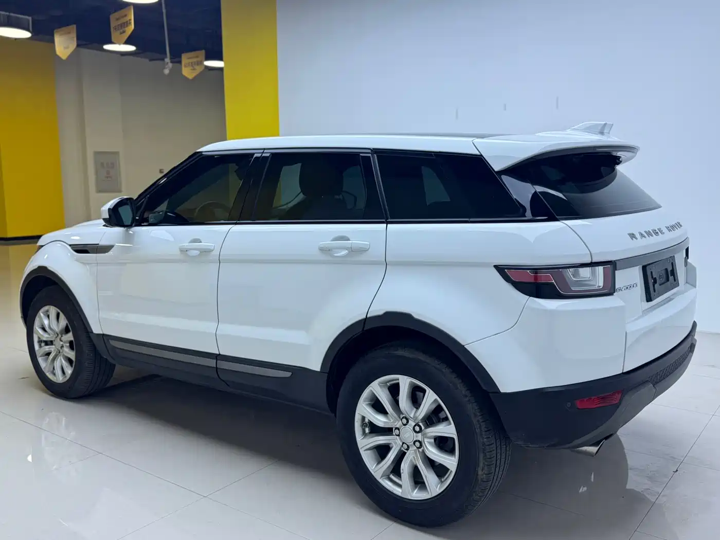 Land Rover Range Rover Evoque 2018 200PS PURE New Style фото 7