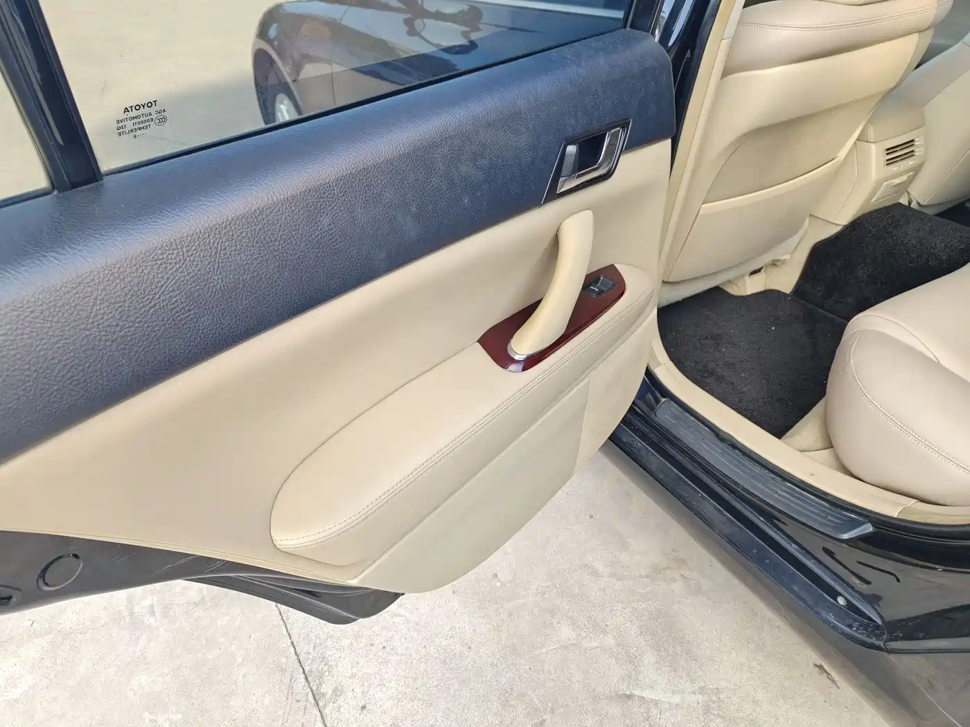 Toyota Reiz 2008 2.5S Special Navigation Edition фото 33