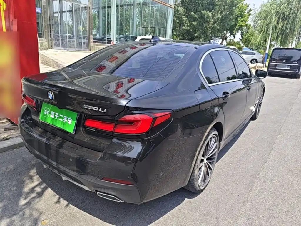 Фото 7 - BMW 5 Series