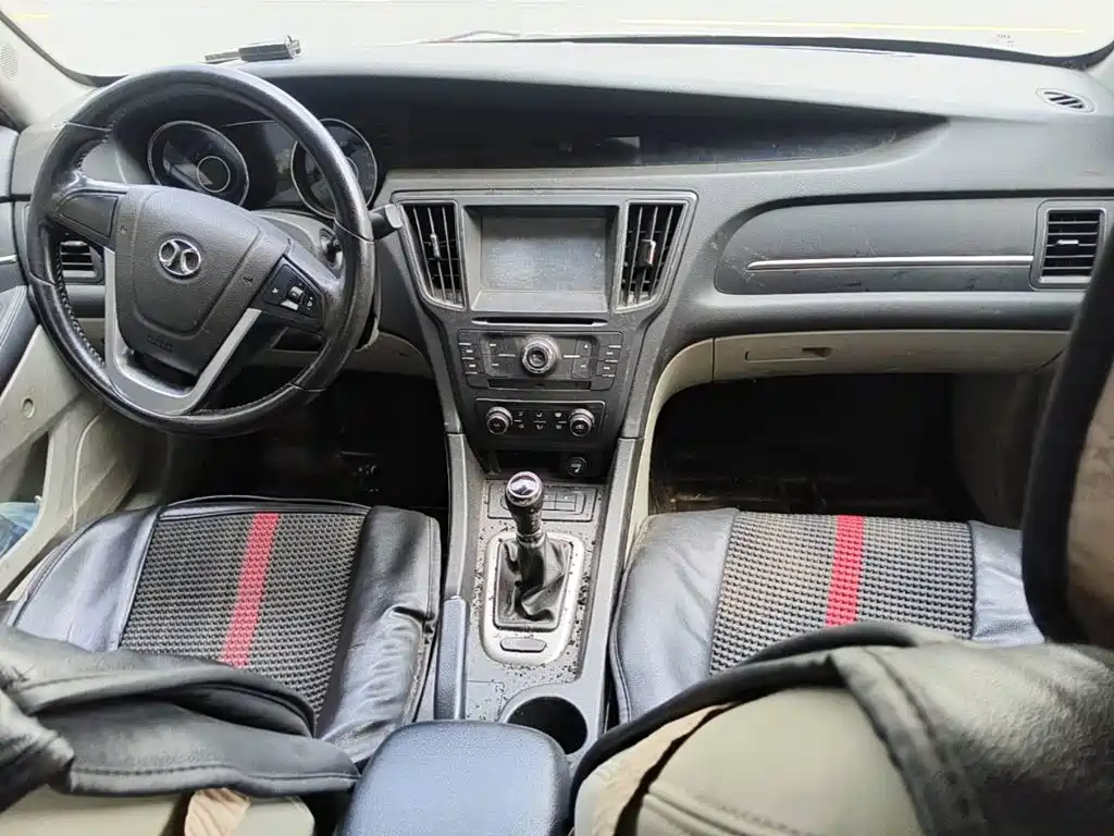 BAIC Senova D50 2014 2014 1.5L Manual Comfort