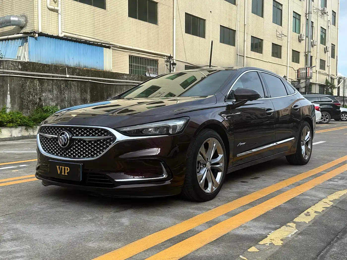 BUICK LACROSSE
