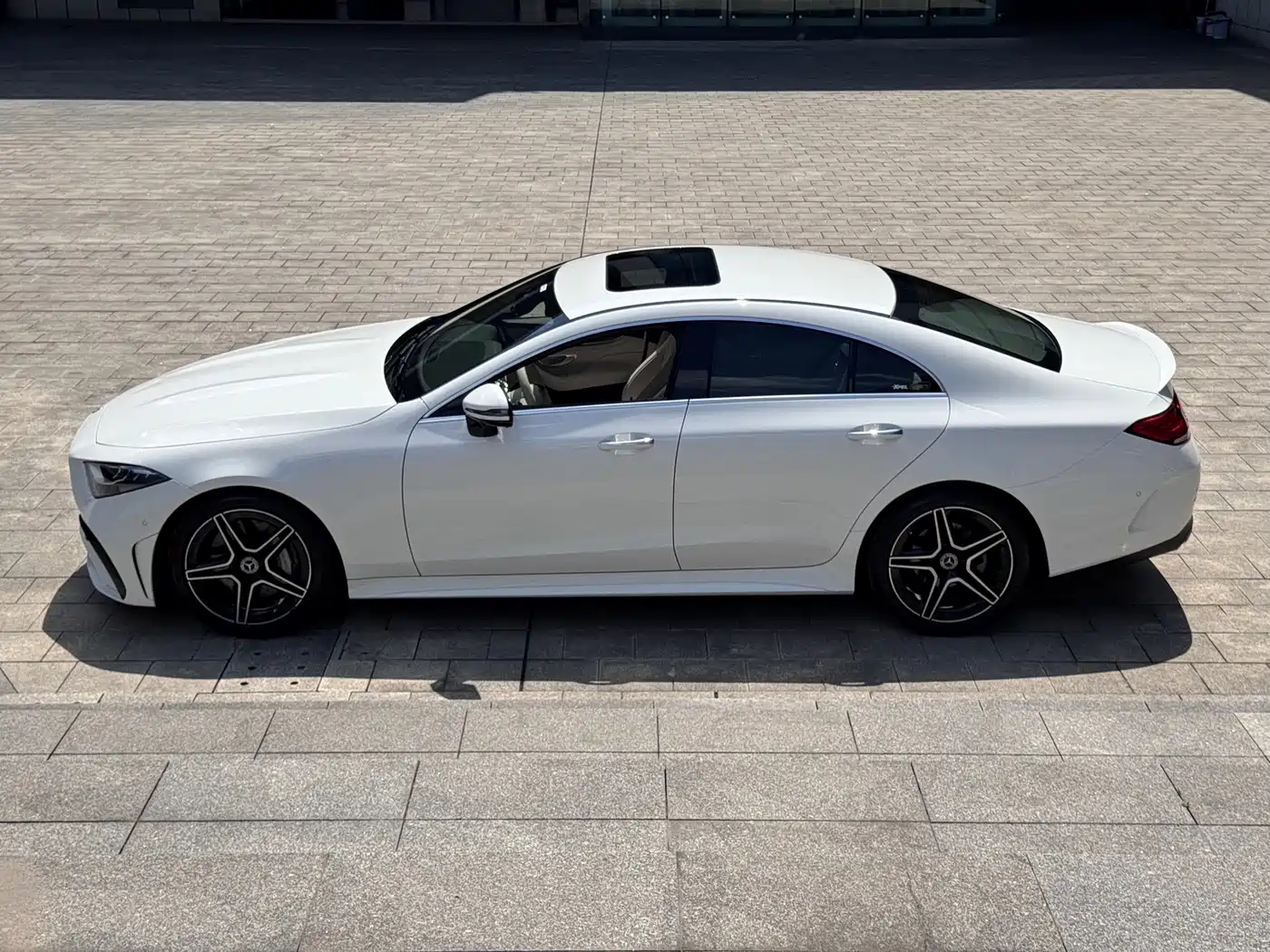 Mercedes-Benz CLS 2022 CLS 300 Luxury фото 2