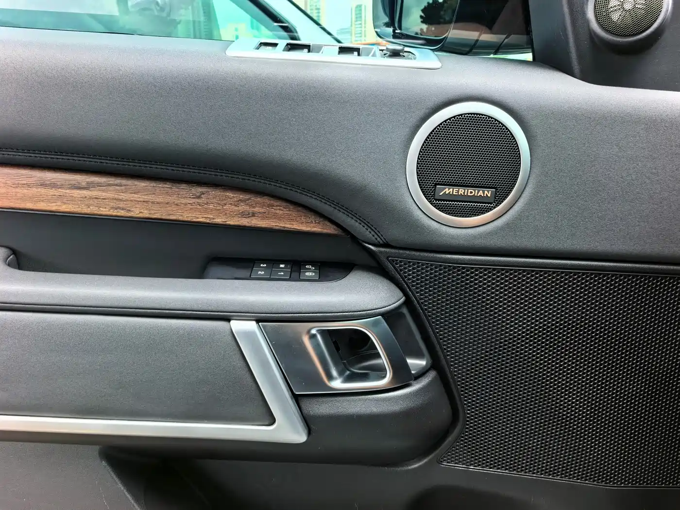 Фото 7 - Land Rover Discovery
