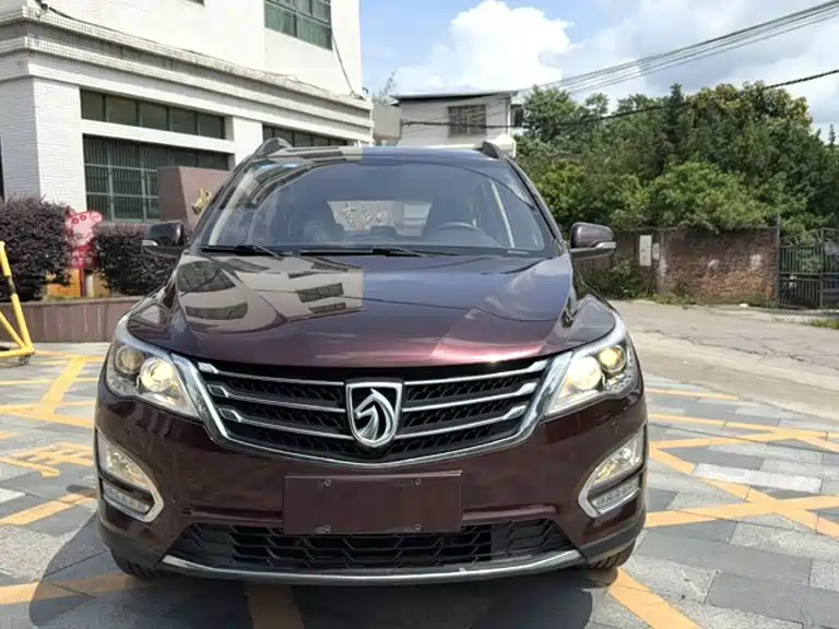 Baojun 560 2017 2016 1.8L Manual Luxury