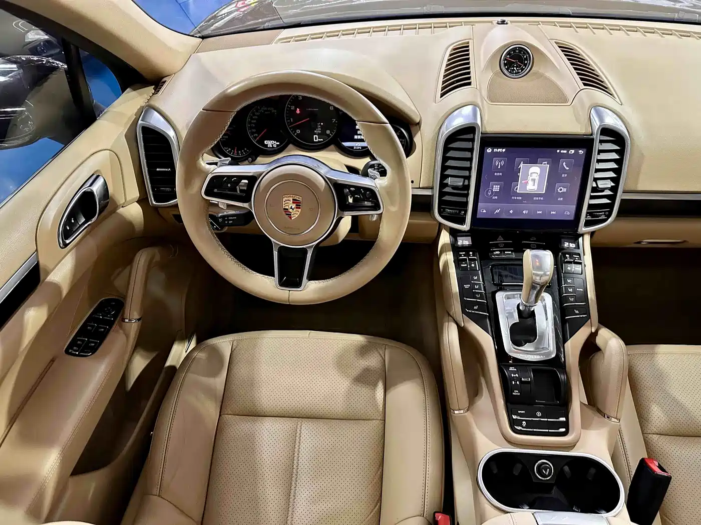 Фото 12 - Porsche Cayenne