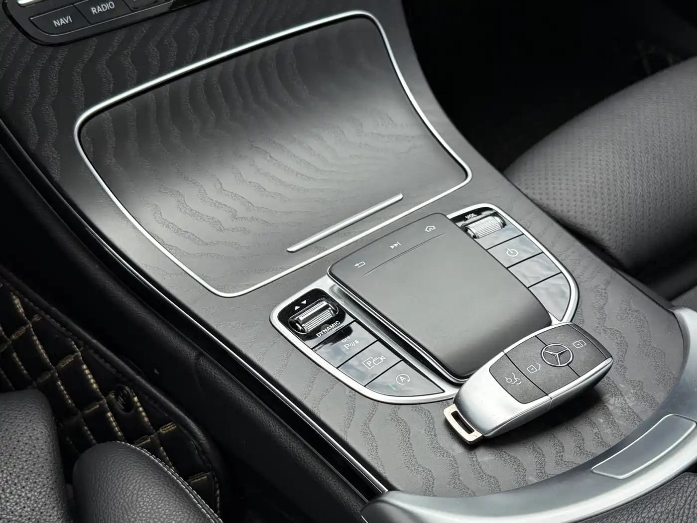 Mercedes-Benz C-Class 2020 C 260 L Sport фото 10