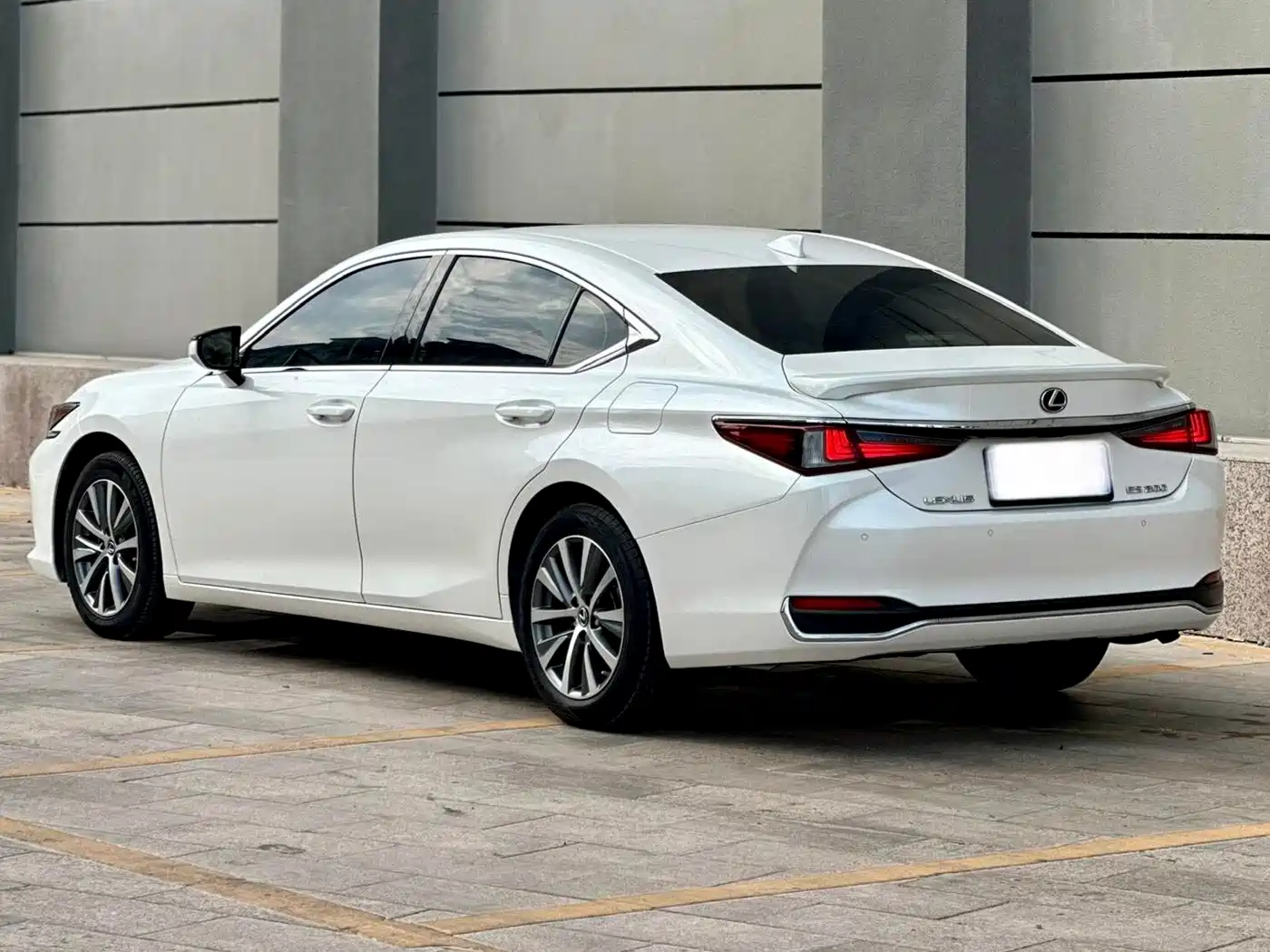 Lexus ES 2020 200 Excellence фото 4