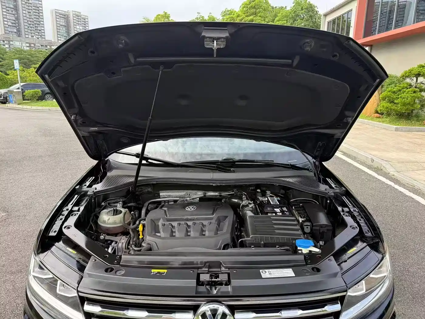 Volkswagen Tiguan L 2019 330TSI Automatic 2WD Panorama Comfort Edition China VI фото 16
