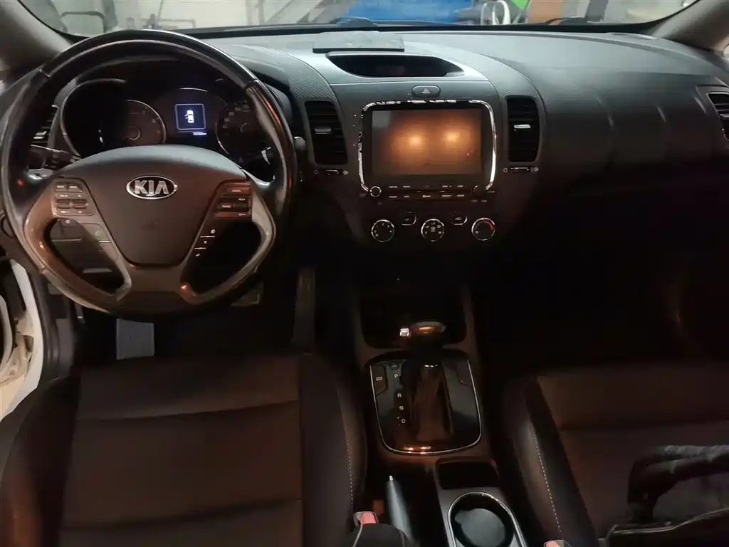 Kia K3 2016 1.6L Automatic DLX фото 6