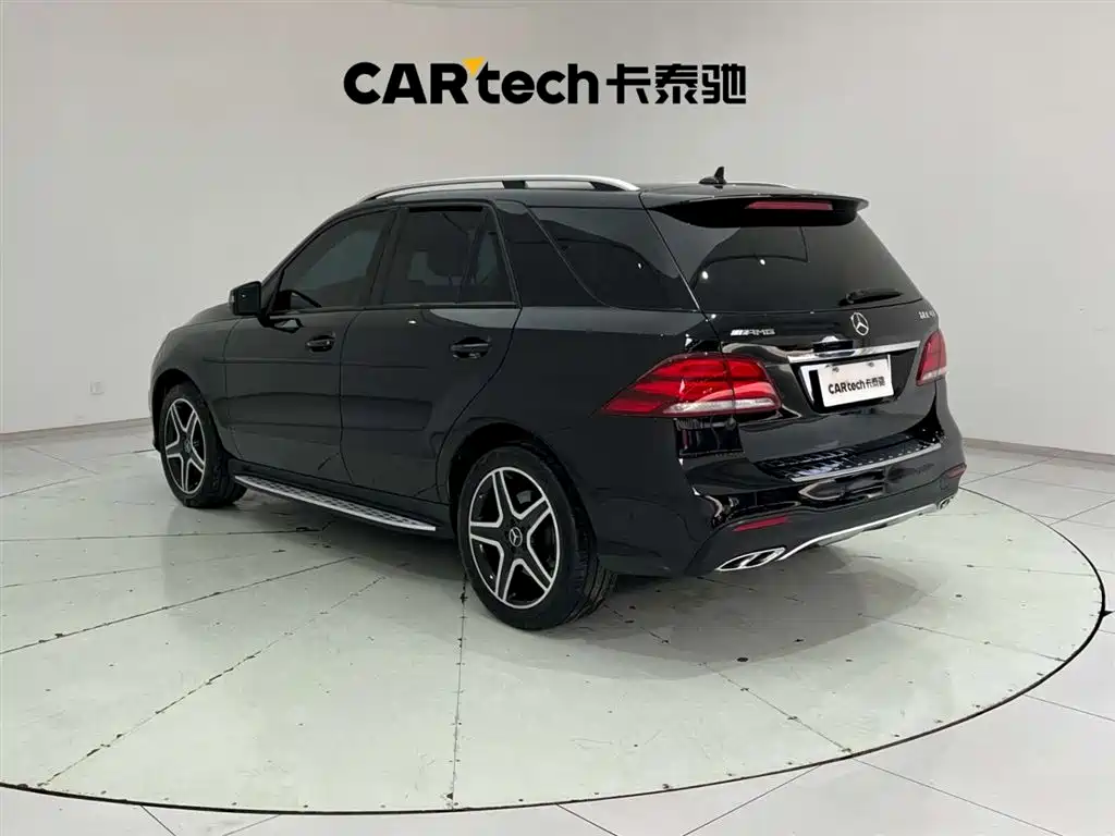 Mercedes-Benz GLE AMG 2017 AMG GLE 43 4MATIC фото 7