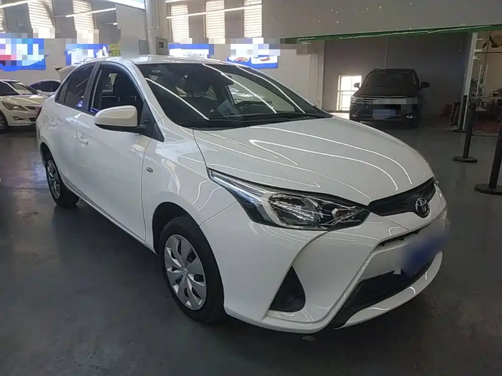 Фото 4 - Toyota YARiS L Zhi Xiang