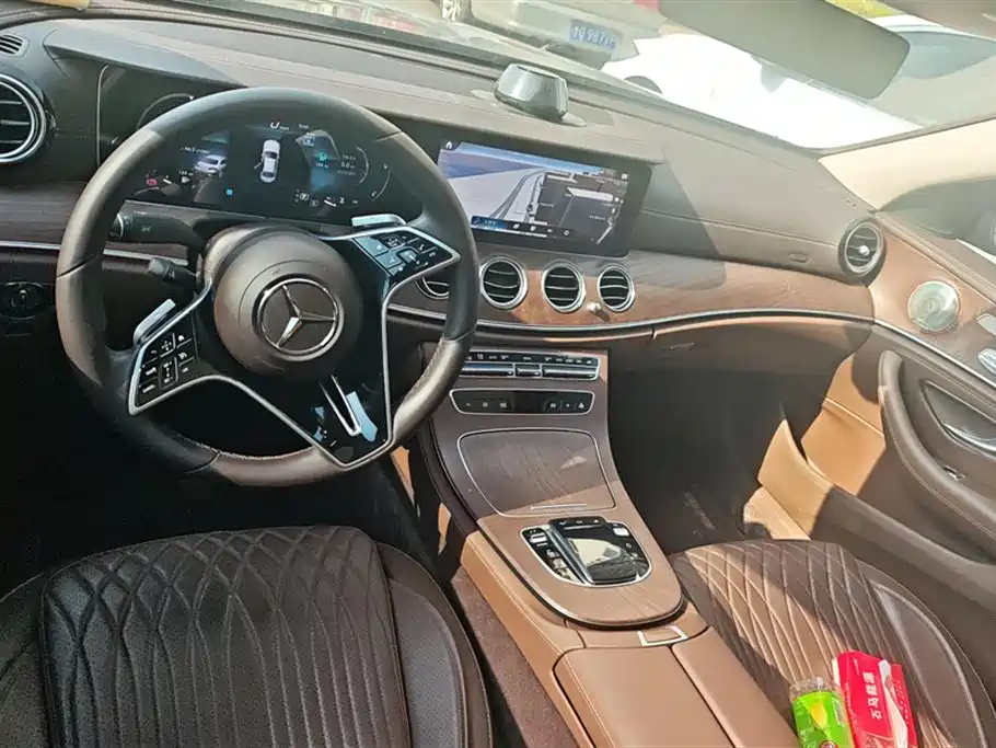 Mercedes-Benz E-Class 2023 Facelift E 300 L Luxury фото 12