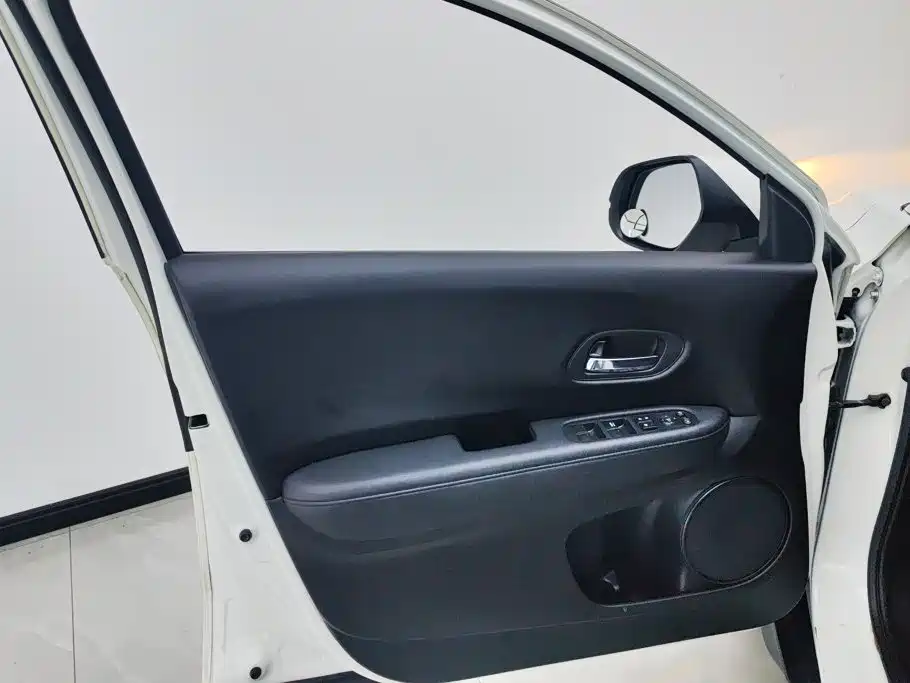 Honda Vezel 2022 2020 220 TURBO CVT Elite