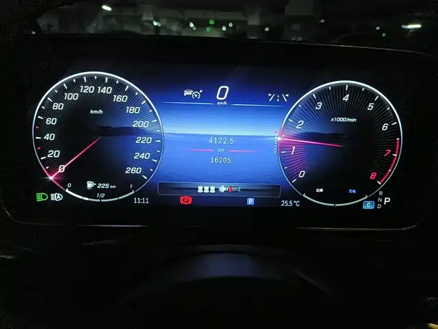 Mercedes-Benz C-Class 2024 C 260 L Sport — фото 4