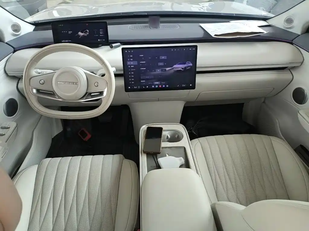 Exeed Exlantix ET 2025 2024 Extended Range 240 Max AWD