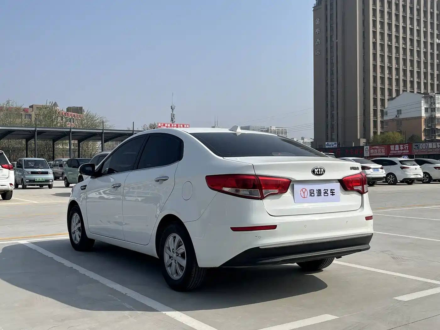 Kia K2 2015 Sedan 1.4L MT GLS фото 15