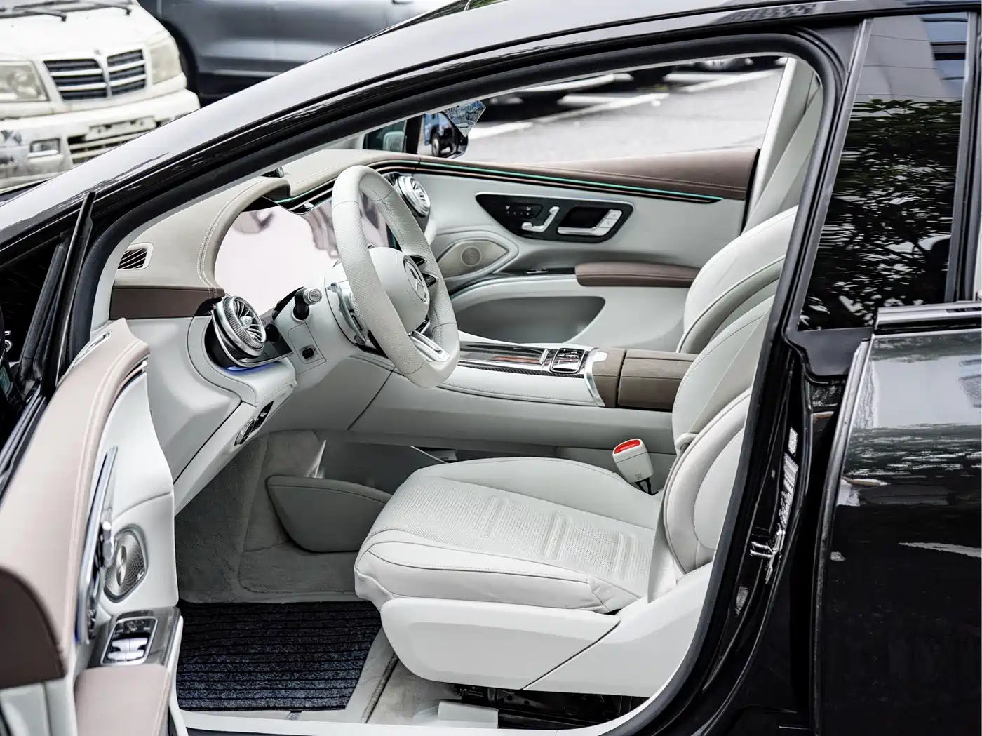 Mercedes-Benz EQS AMG 2023 AMG EQS 53 4MATIC+ фото 11