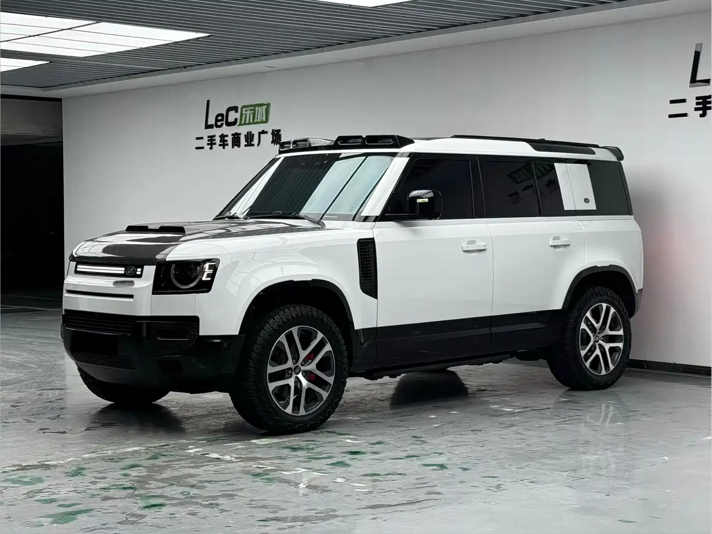 Land Rover Defender 2025 2025 110 3.0T P400 -Dynamic HSE
