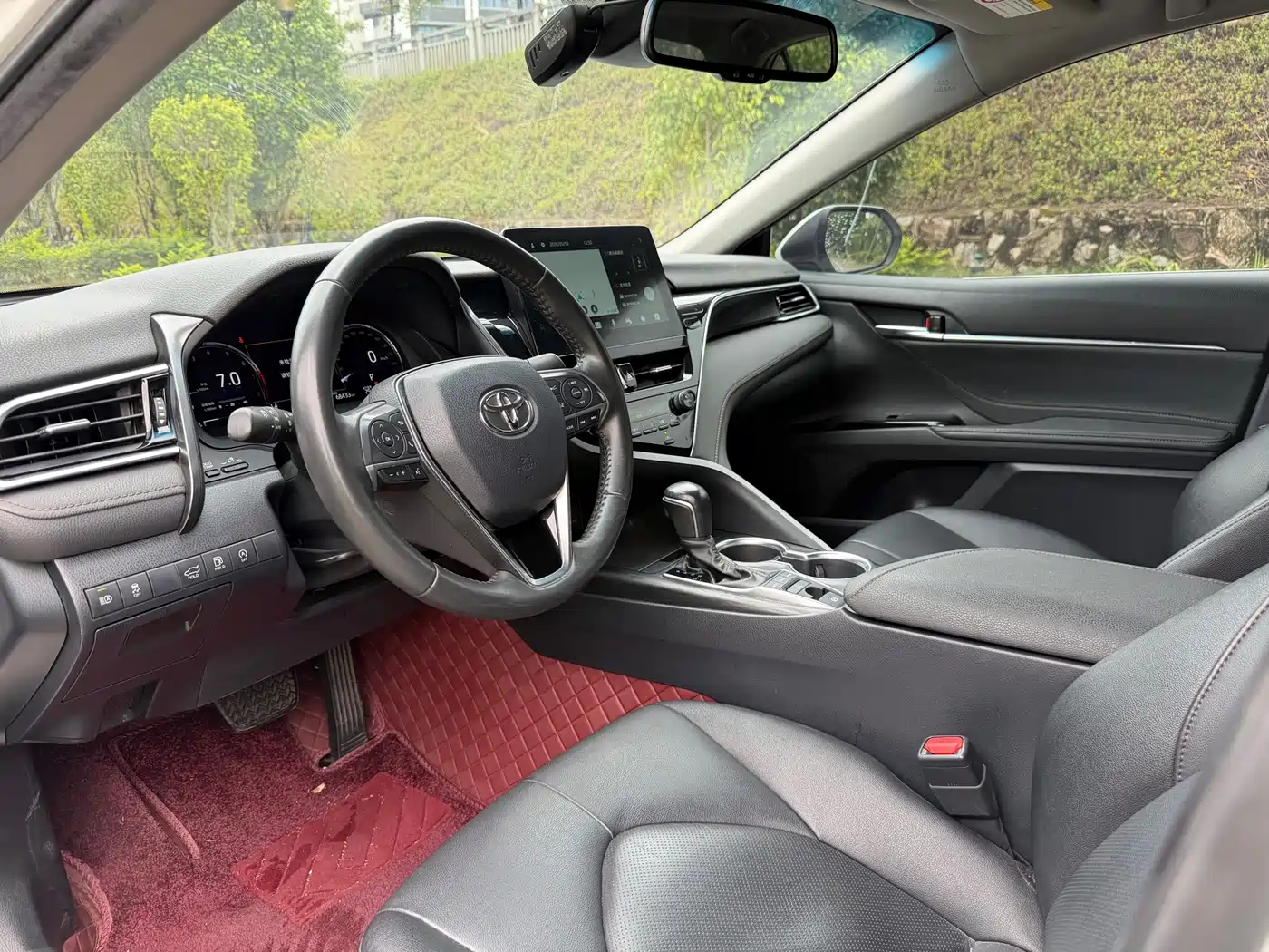 Toyota Camry 2021 2.5G Luxury Edition фото 6