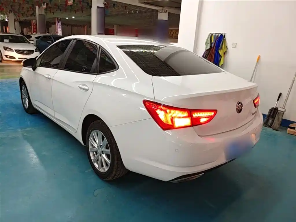 Buick Verano 2015 Sedan 20T Dual-clutch Leading фото 5