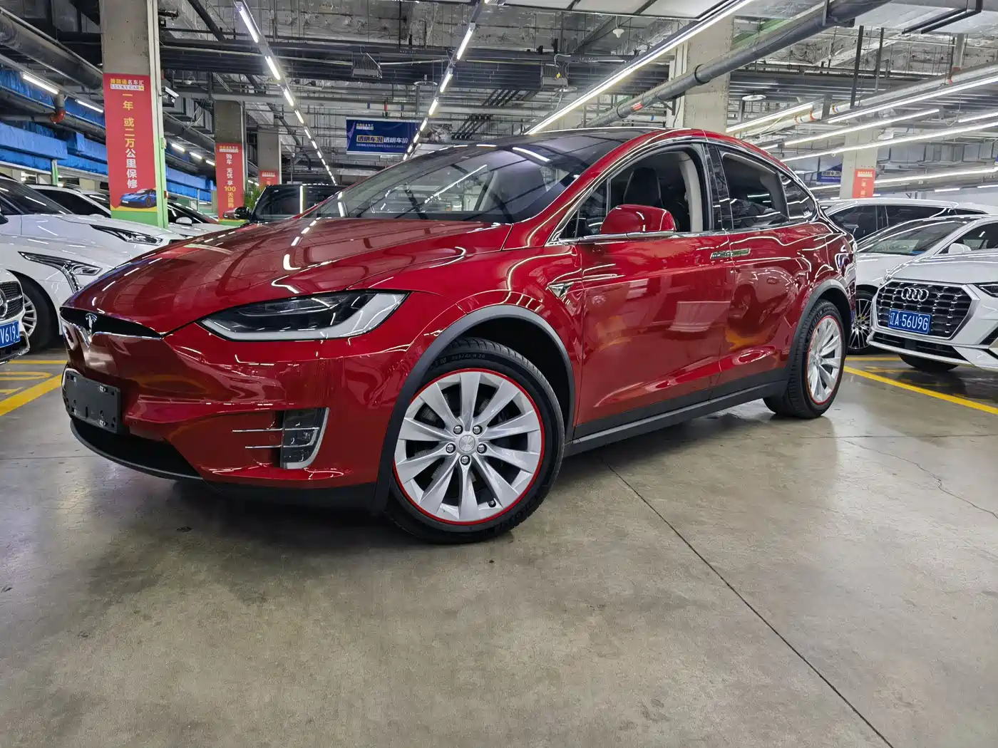 TESLA MODEL X