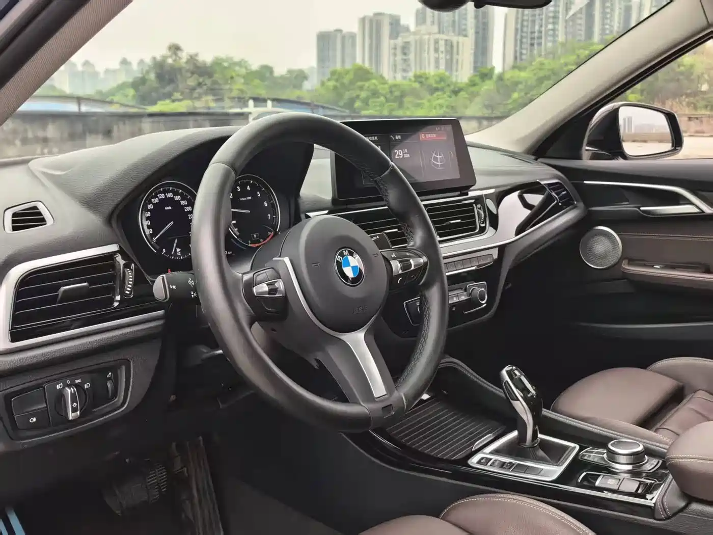 BMW 1 Series 2021 Facelift 125i M Sport Shadow Edition фото 10