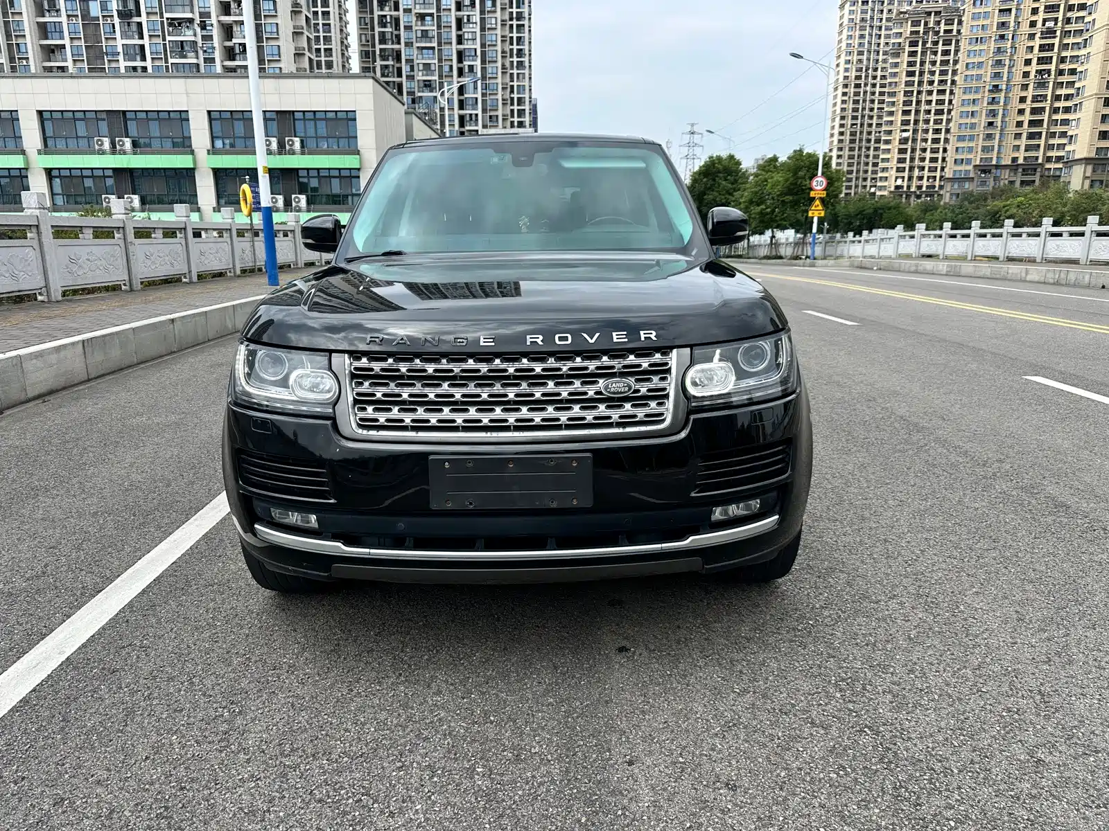 Фото 1 - Land Rover Range Rover