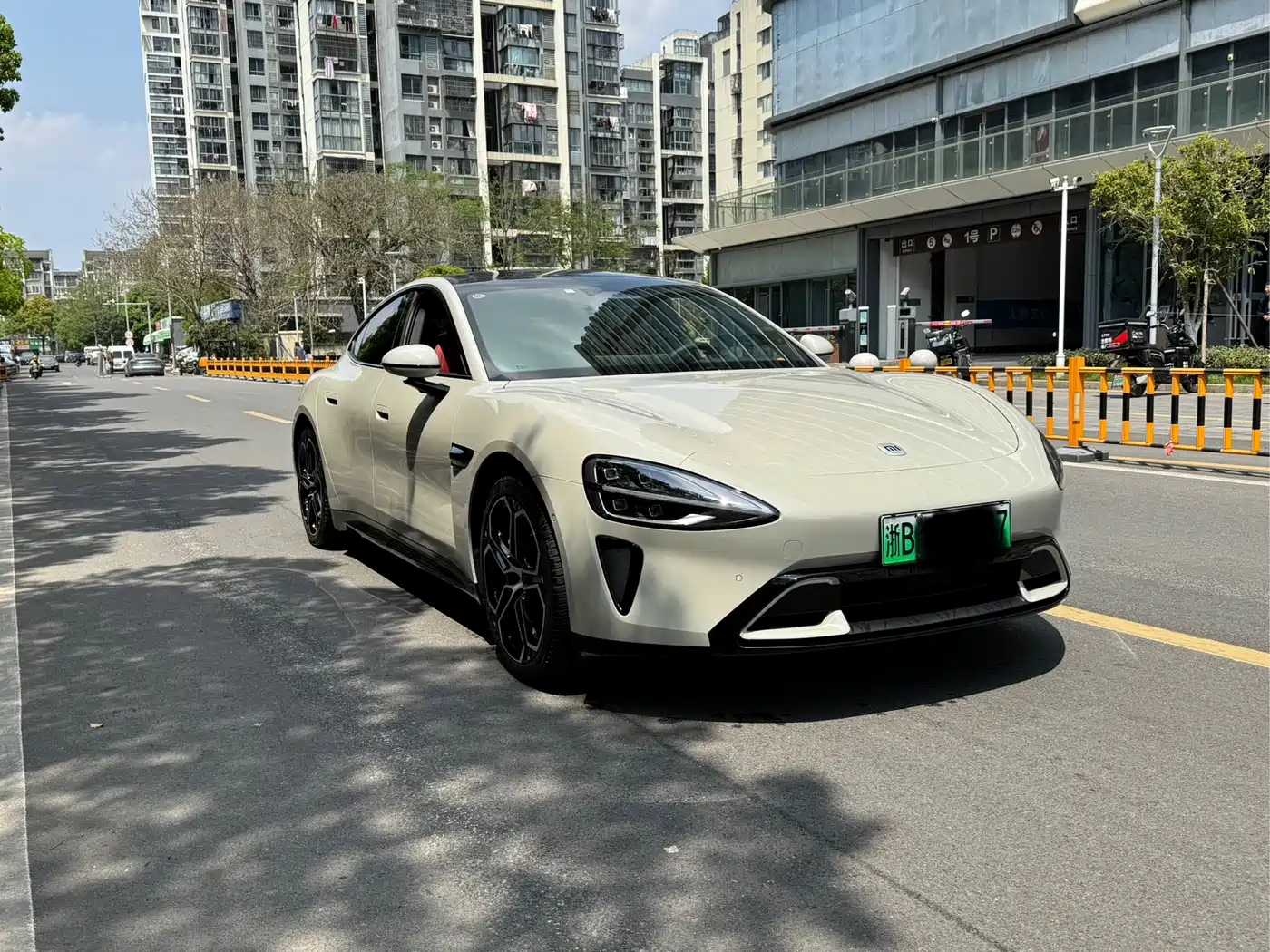 XIAOMI CAR XIAOMI SU7