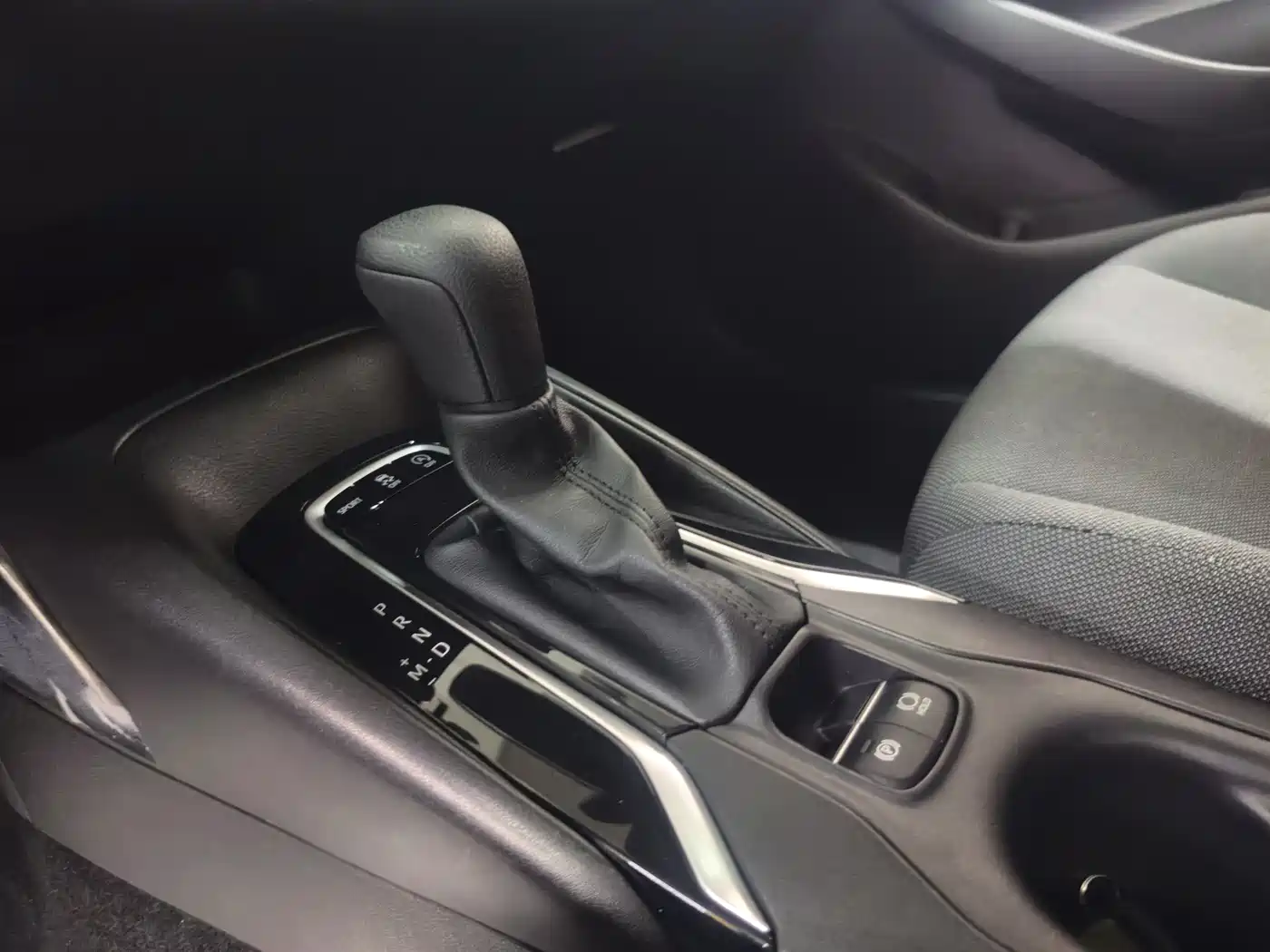 Toyota Levin 2022 185T CVT Sport Edition фото 7