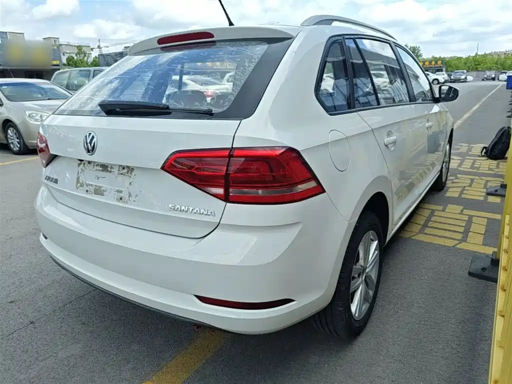 Volkswagen Santana 2017 Gran Santana 1.4L Manual Trendline фото 7