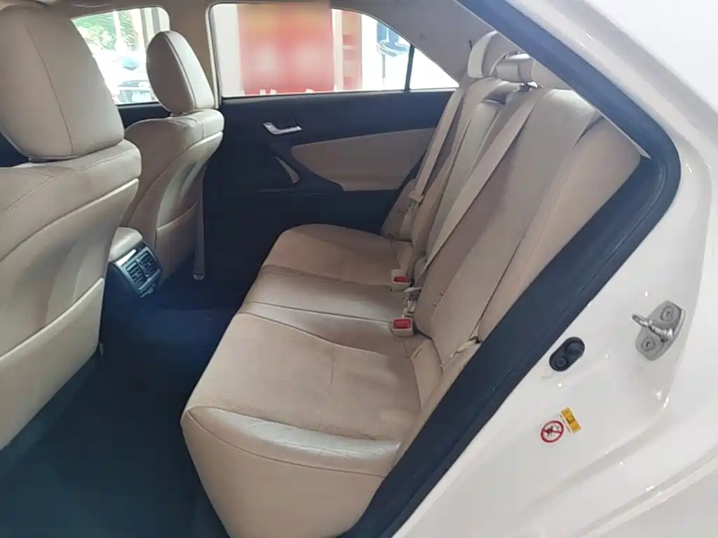 Toyota Reiz 2016 2013 2.5V Premium Edition