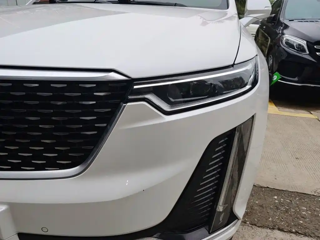 Cadillac XT6 2019 2020 28T 7-Seater Luxury Model
