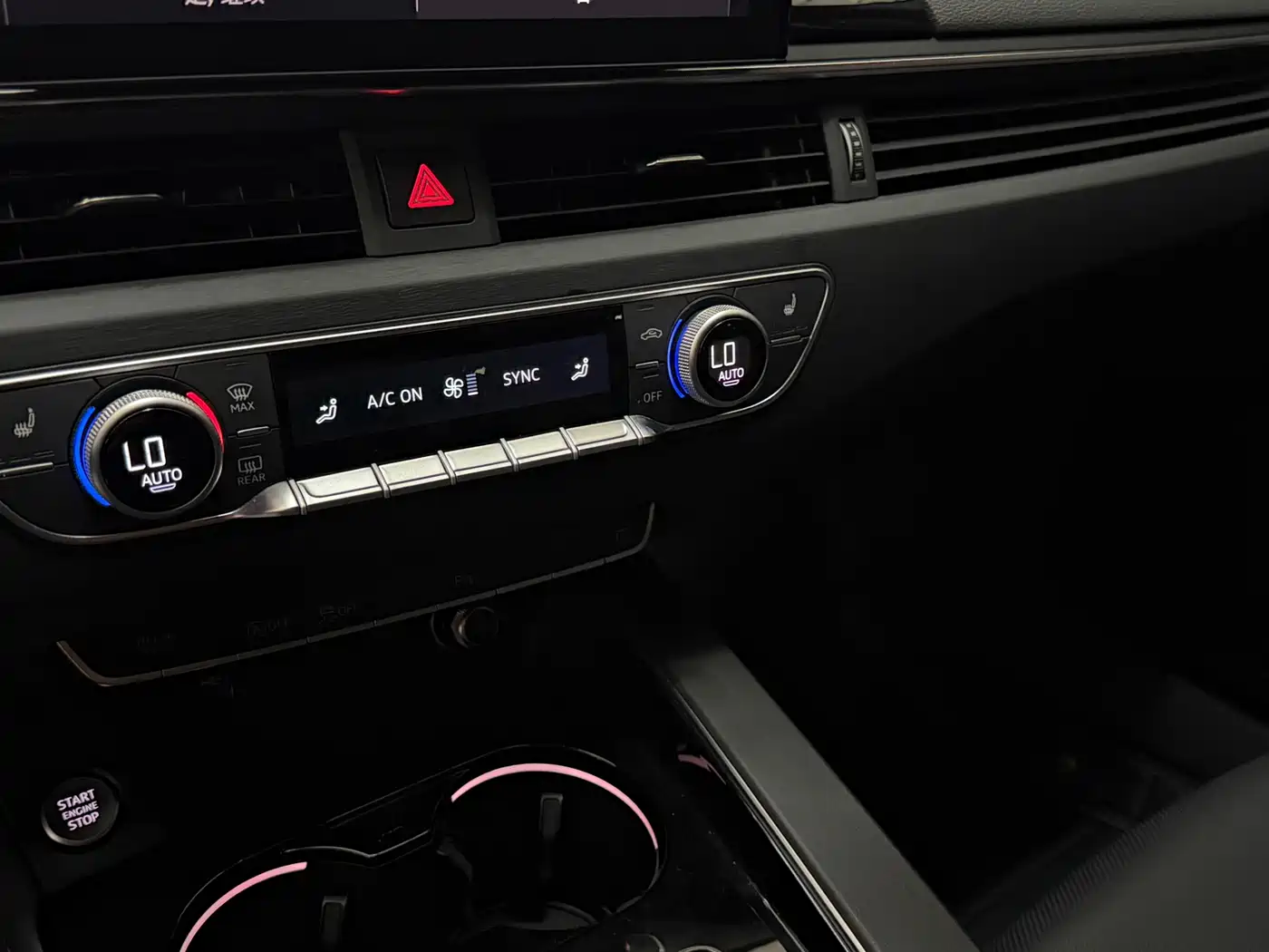 Audi A4L 2025 2025 2 Million Celebration Edition 40 TFSI Luxury Dynamic