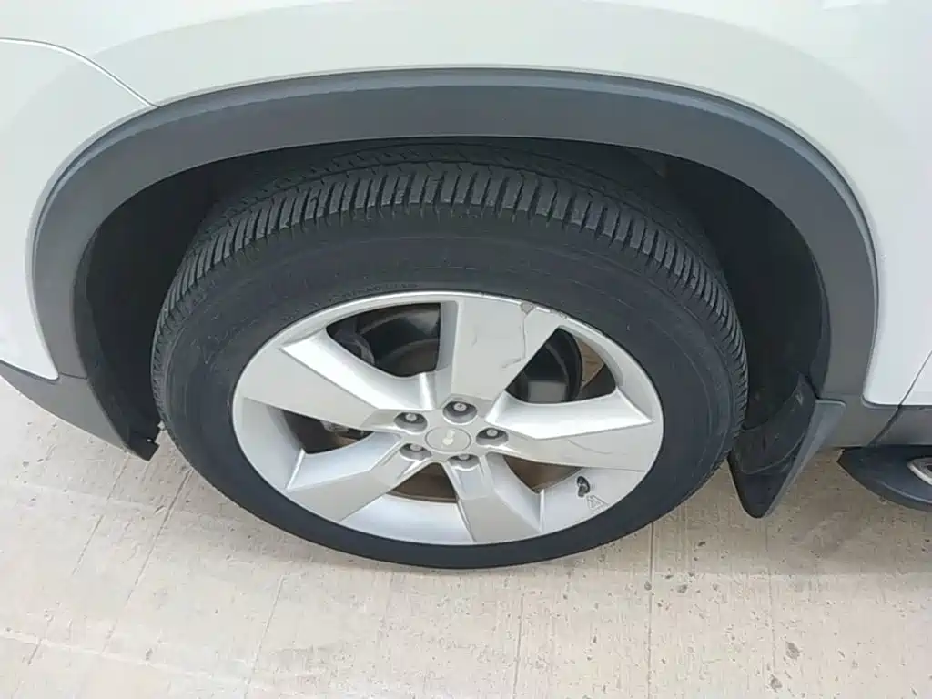 Фото 23 - Chevrolet Trax