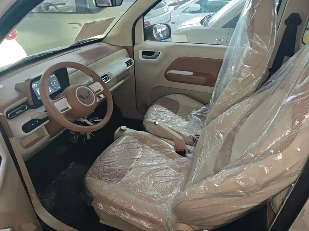 Wuling Motors Hongguang MINIEV 2026 2024 3rd Generation 215km Youth Edition