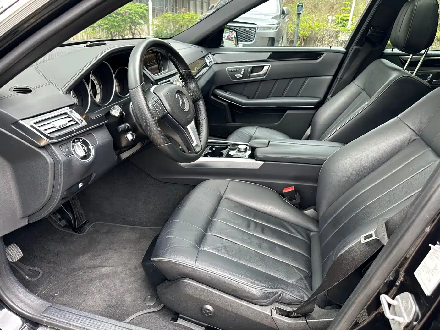 Mercedes-Benz E-Class 2015 E 320 L 4MATIC фото 4