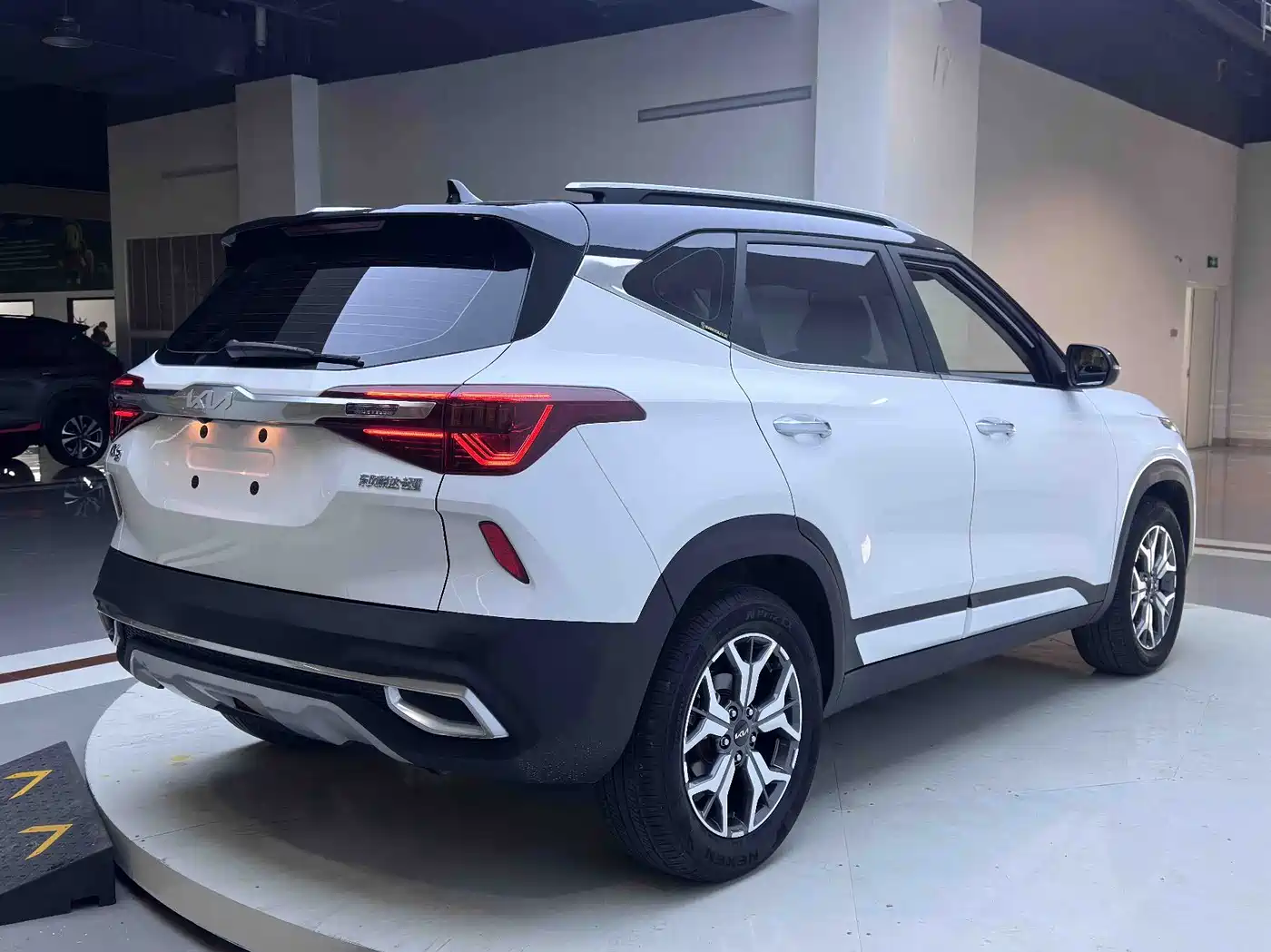 Kia KX3 Smart Run 2021 1.5L CVT Fashion Edition фото 5